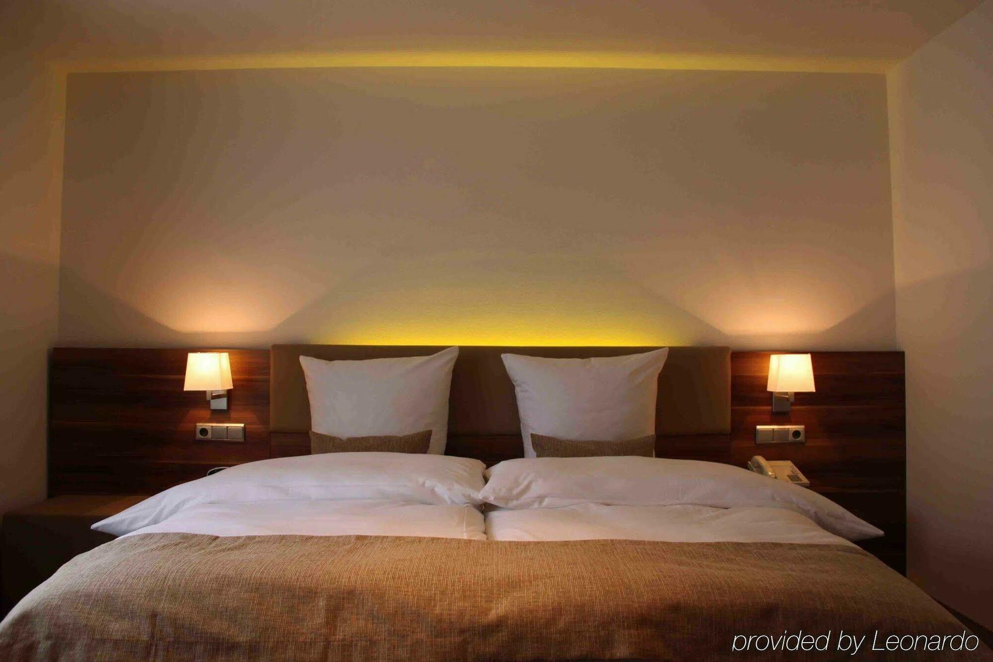Downtown VI Vadi Hotel Munich Room photo
