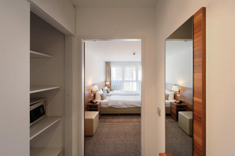 Downtown VI Vadi Hotel Munich Exterior photo